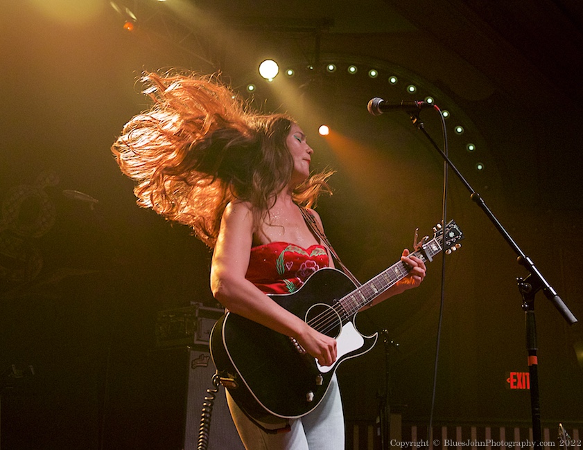 Lola Kirke, Crystal Ballroom, photo by John Alcala
