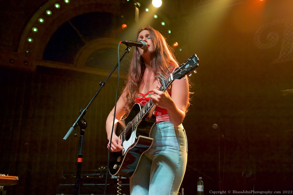 Lola Kirke, Crystal Ballroom, photo by John Alcala