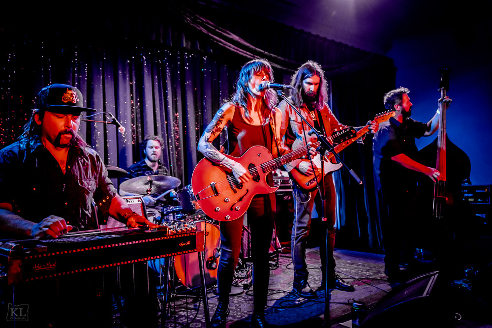 Sarah Shook & The Disarmers, Polaris Hall, photo by Kris Luke