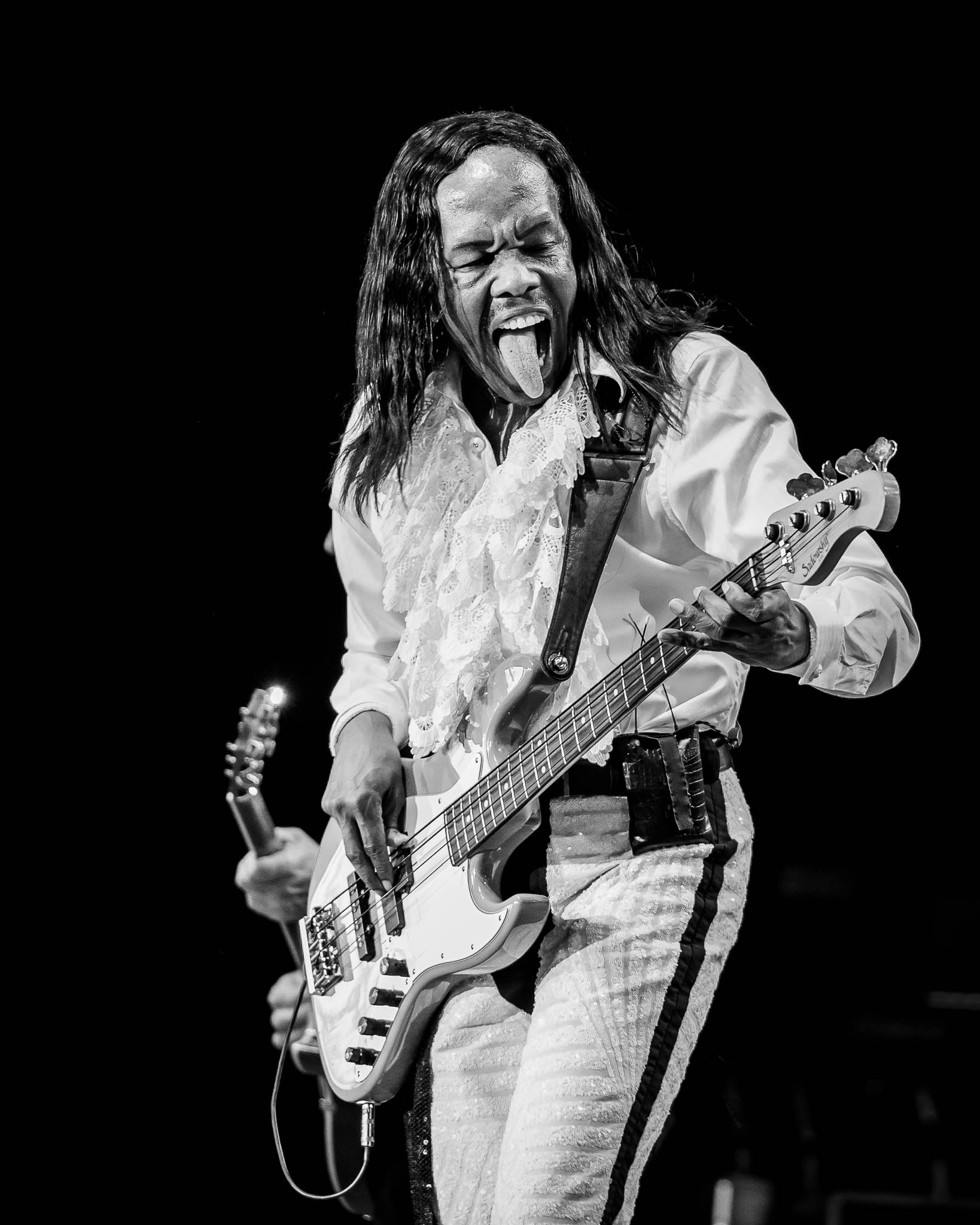 Earth, Wind & Fire, RV Inn Style Resorts Amphitheater, photo by Miguel Padilla