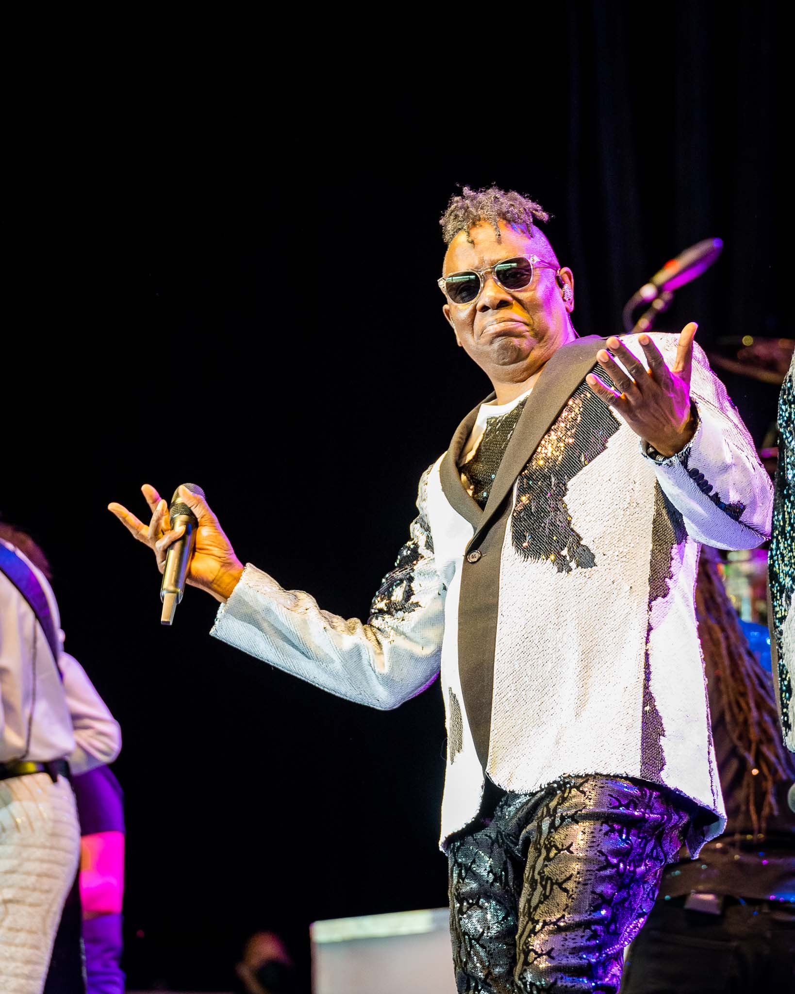 Earth, Wind & Fire, RV Inn Style Resorts Amphitheater, photo by Miguel Padilla