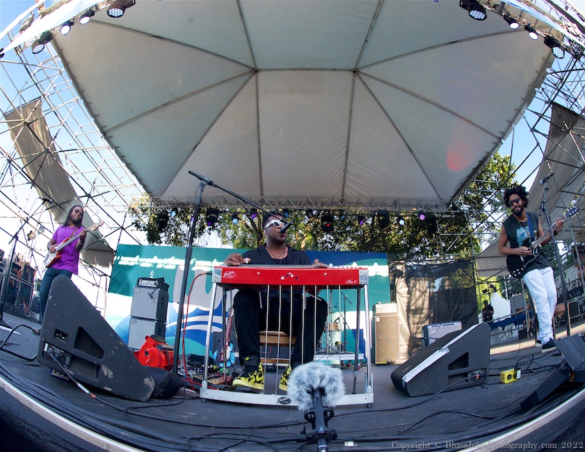 Robert Randolph, Tom McCall Waterfront Park, photo by John Alcala