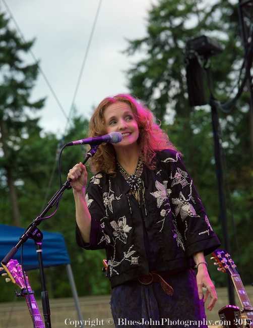Patty Griffin, Oregon Zoo Amphitheatre, photo by John Alcala