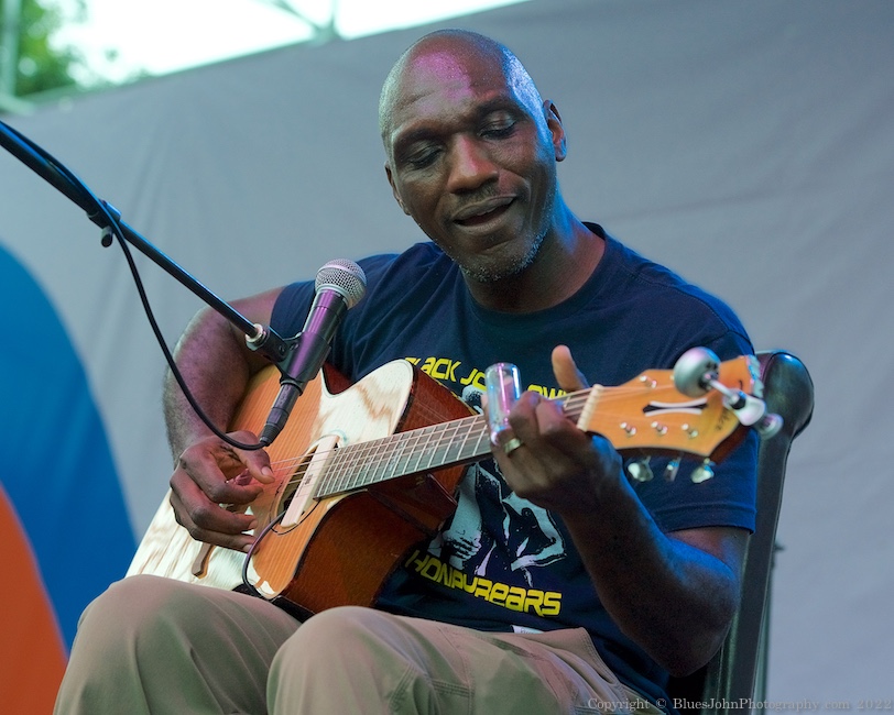 Cedric Burnside, Tom McCall Waterfront Park, photo by John Alcala