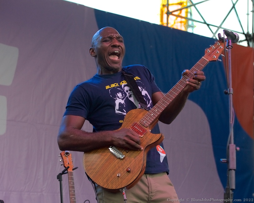 Cedric Burnside, Tom McCall Waterfront Park, photo by John Alcala