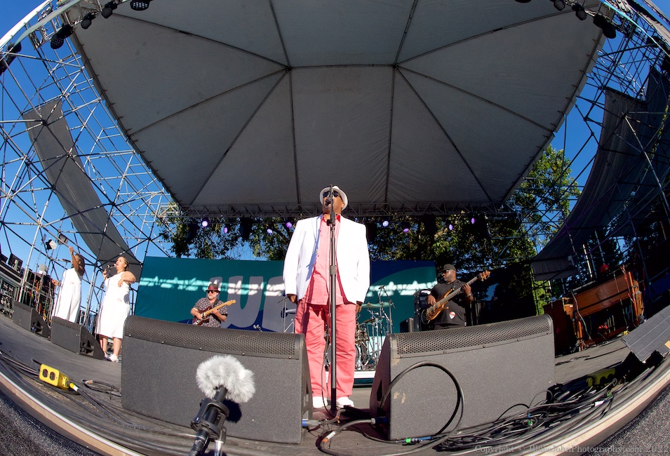Andy Stokes, Tom McCall Waterfront Park, photo by John Alcala