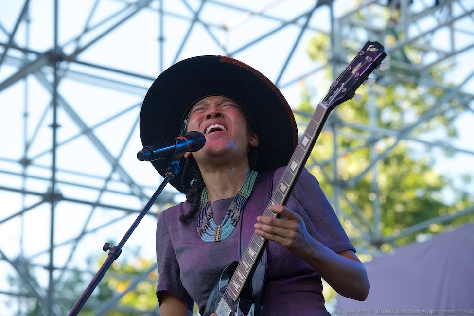 Judith Hill, Tom McCall Waterfront Park, photo by John Alcala
