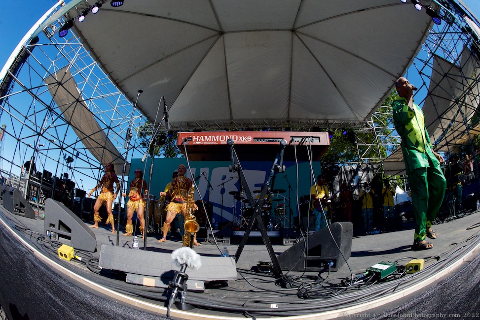 Femi Kuti, Tom McCall Waterfront Park, photo by John Alcala