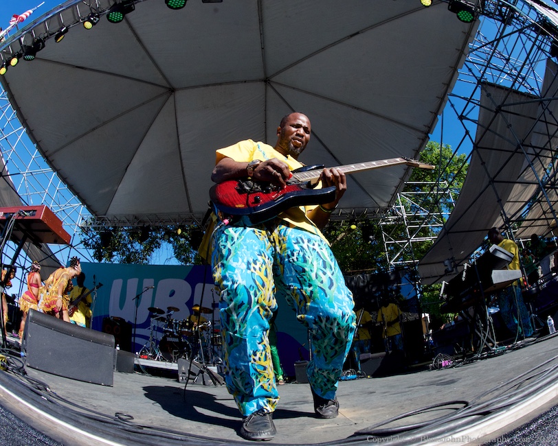 Femi Kuti, Tom McCall Waterfront Park, photo by John Alcala
