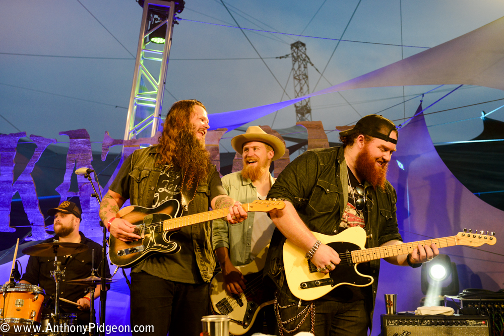 Whitey Morgan and the 78's, Pickathon, Pendarvis Farm, photo by Anthony Pidgeon