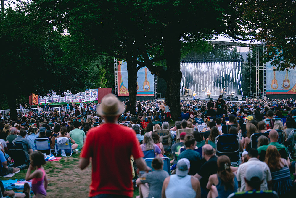 Photos of The Head and the Heart at Edgefield Amphitheater on August 16