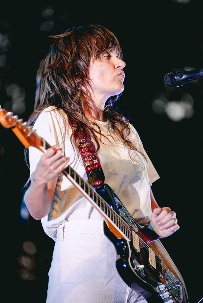 Courtney Barnett, Edgefield Amphitheater, photo by Ignacio Quintana