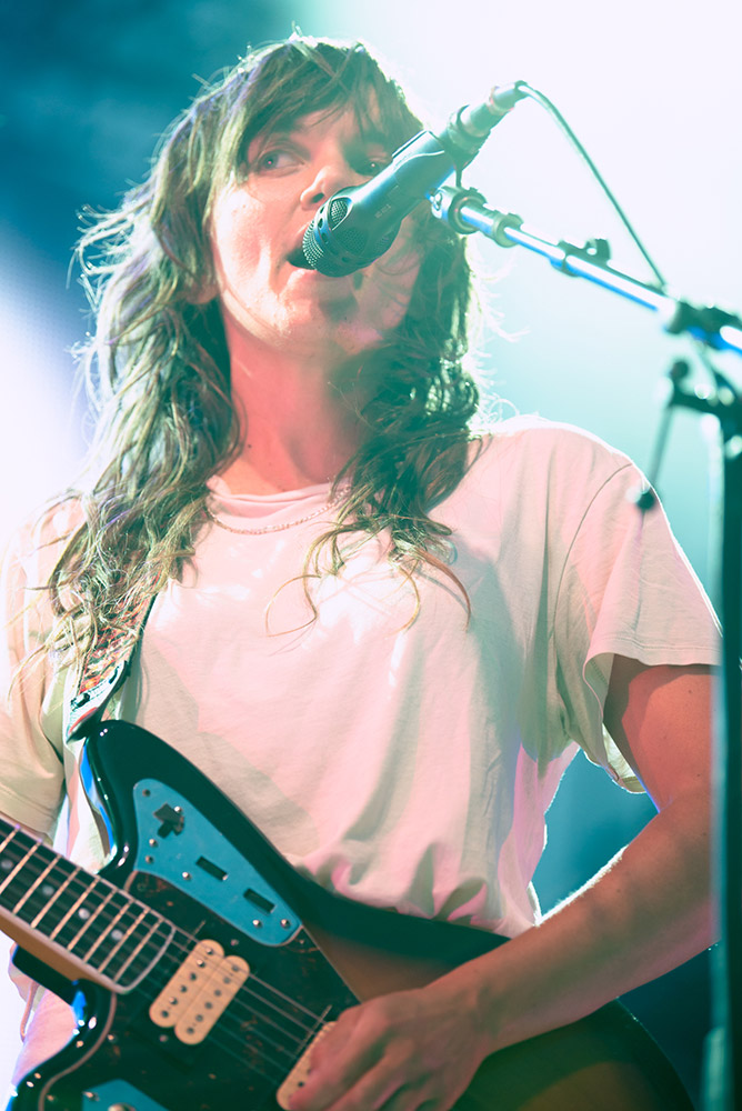 Courtney Barnett, Edgefield Amphitheater, photo by Ignacio Quintana