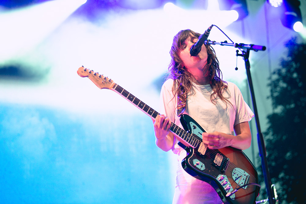 Courtney Barnett, Edgefield Amphitheater, photo by Ignacio Quintana