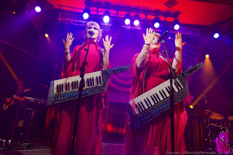 Lucius, Crystal Ballroom, photo by John Alcala