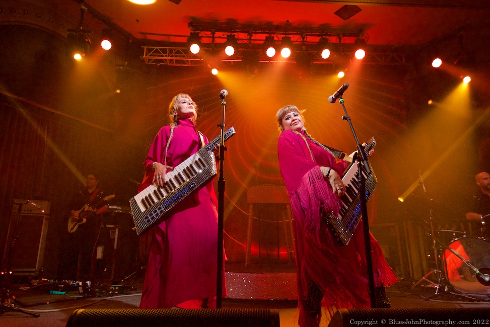 Lucius, Crystal Ballroom, photo by John Alcala