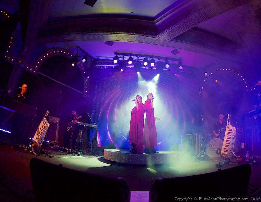 Lucius, Crystal Ballroom, photo by John Alcala