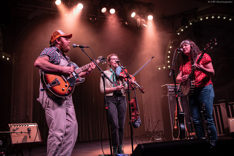The Hackles, Crystal Ballroom, photo by Kevin Pettigrew
