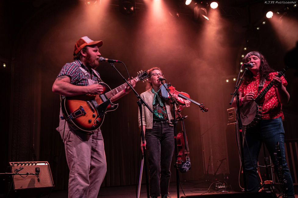 The Hackles, Crystal Ballroom, photo by Kevin Pettigrew