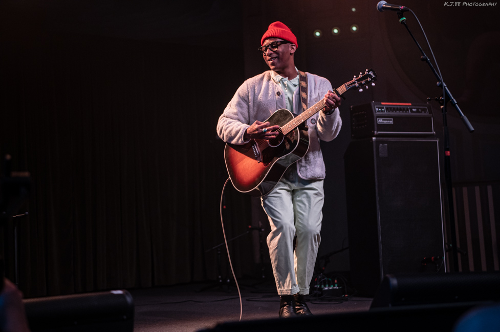 Redray Frazier, Crystal Ballroom, photo by Kevin Pettigrew