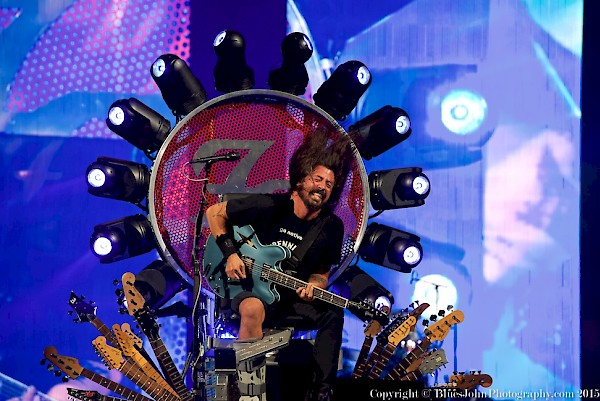 All hail the throne: Foo Fighters' Dave Grohl at the Moda Center on Sept. 14, 2015—click to see an entire gallery of photos by John Alcala