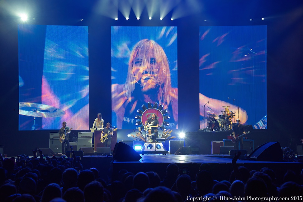 Foo Fighters, Moda Center, Rose Quarter, photo by John Alcala