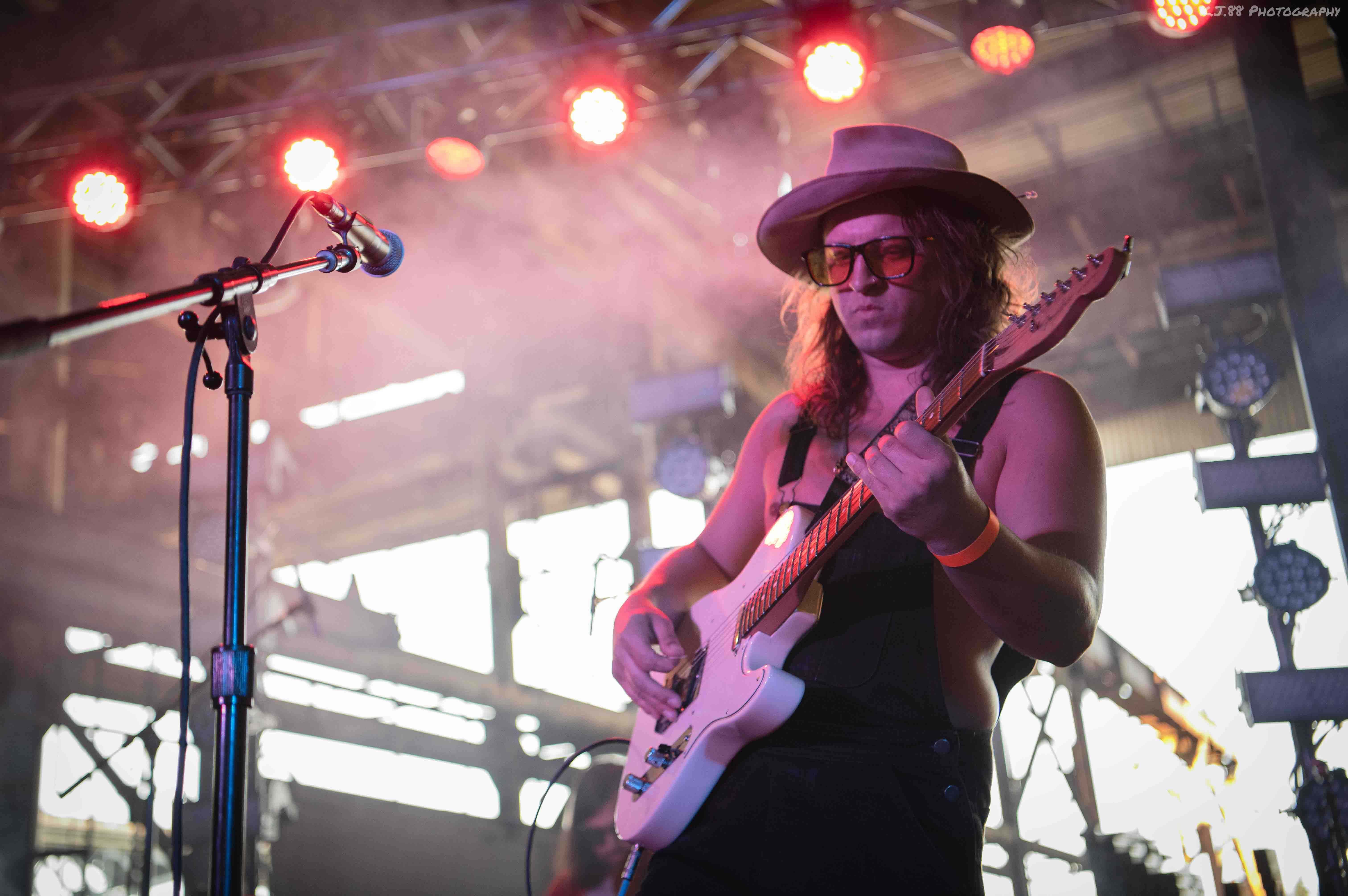 Silver Triplets of the Rio Hondo, Zidell Yards, photo by Kevin Pettigrew