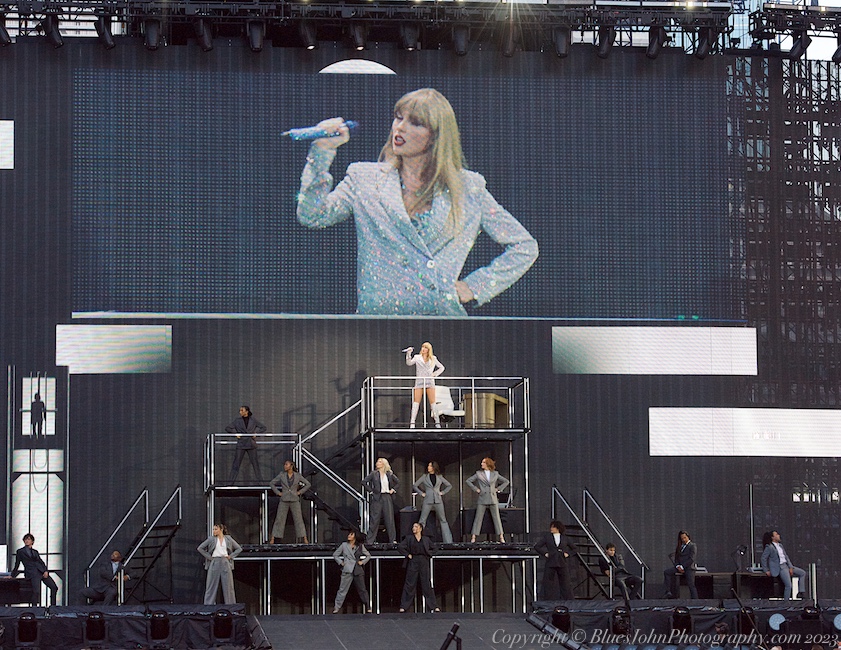 Taylor Swift, Lumen Field, photo by John Alcala