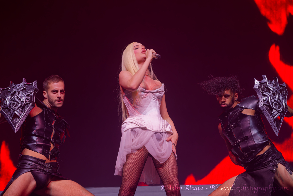 Kim Petras, Veterans Memorial Coliseum, photo by John Alcala
