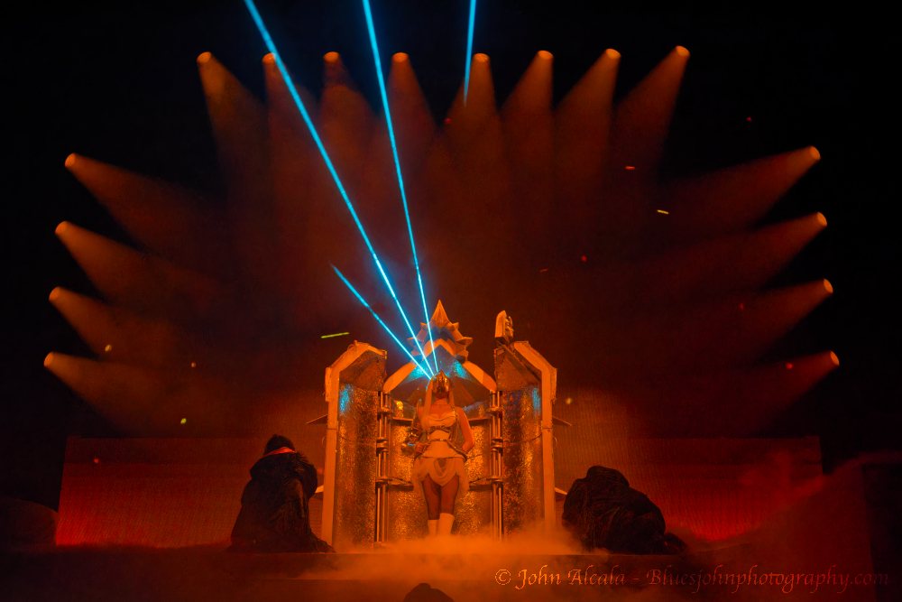 Kim Petras, Veterans Memorial Coliseum, photo by John Alcala