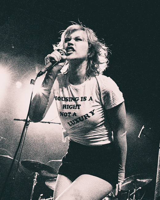 SCOWL, Roseland Theater, photo by Henry Ward