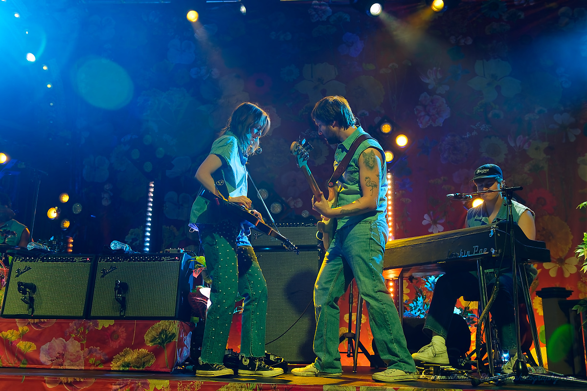 Larkin Poe, Crystal Ballroom, photo by John Alcala