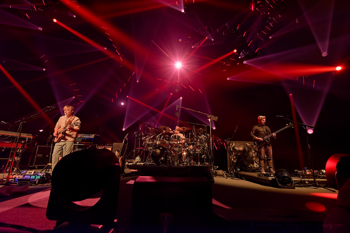 Phish, Moda Center, photo by John Alcala