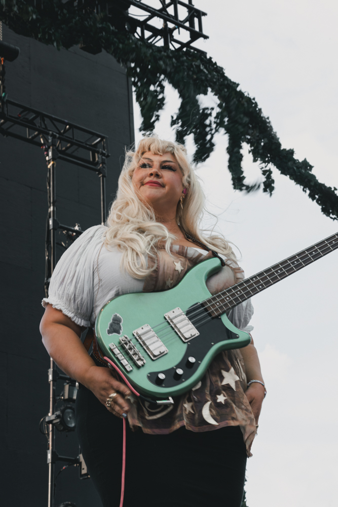 Shannon and the Clams, Hayden Homes Amphitheater, photo by Ben Coles