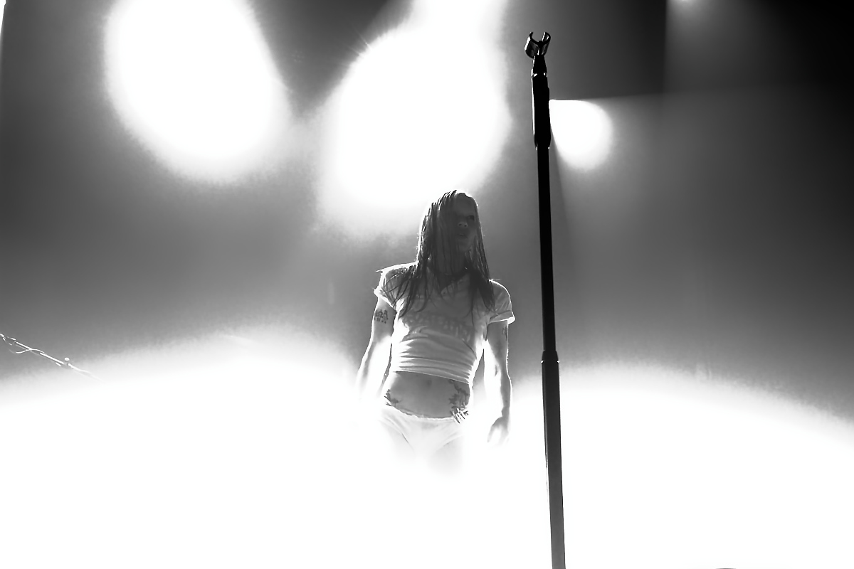 Wet Leg, Revolution Hall, photo by John Alcala