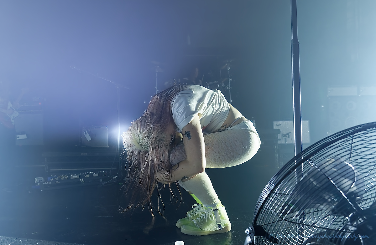 Wet Leg, Revolution Hall, photo by John Alcala