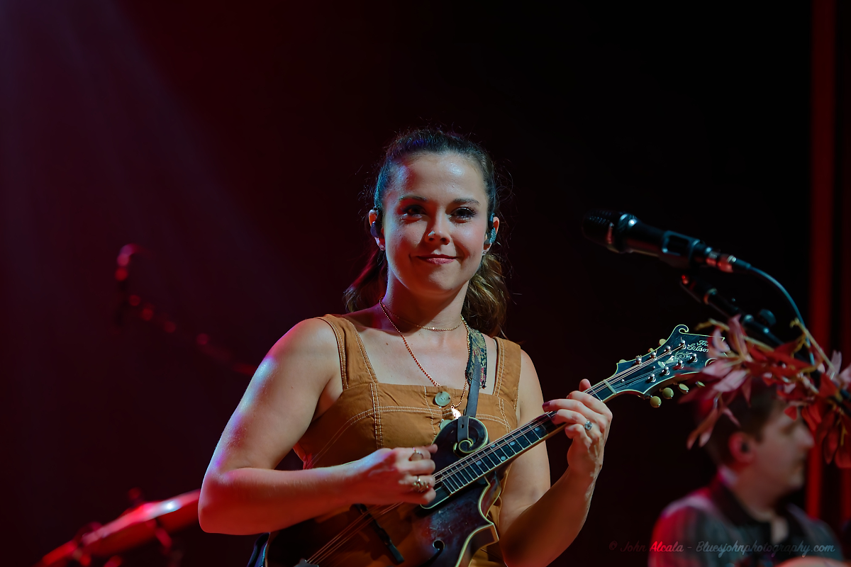 Sierra Hull, Aladdin Theater, photo by John Alcala