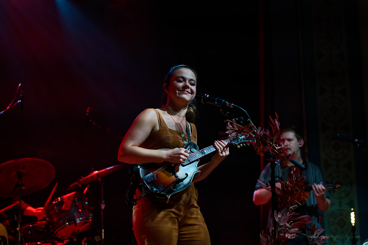 Sierra Hull, Aladdin Theater, photo by John Alcala