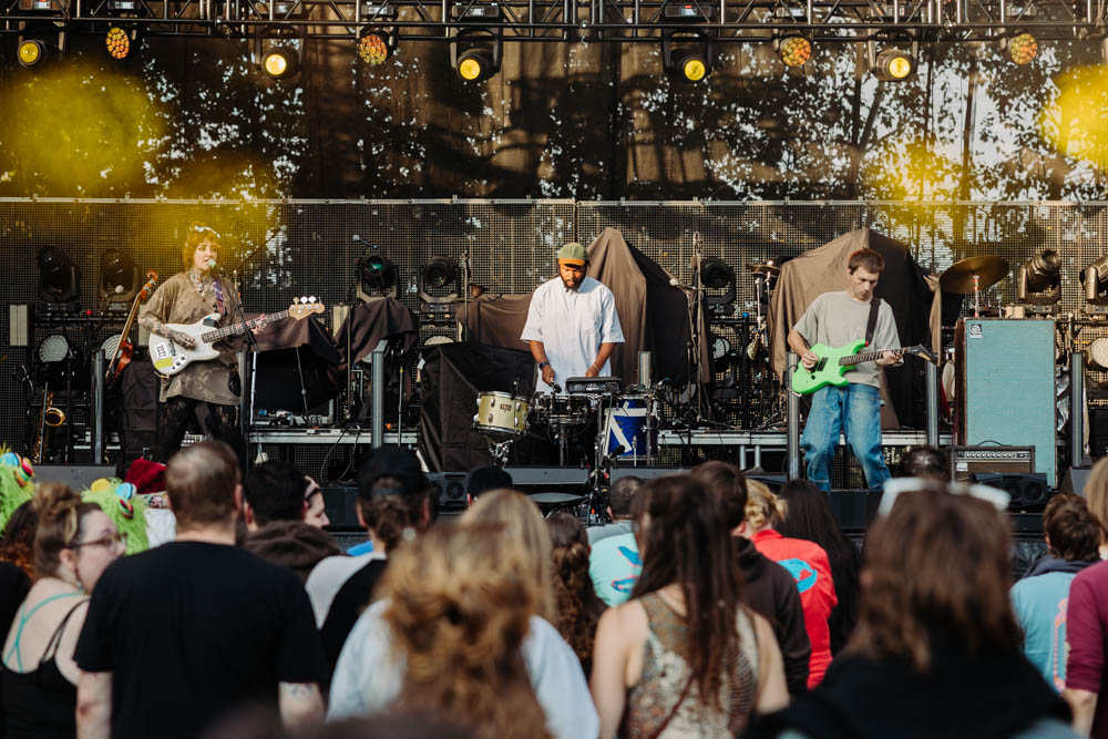 DEHD, Edgefield Amphitheater, photo by Kai Hayashi