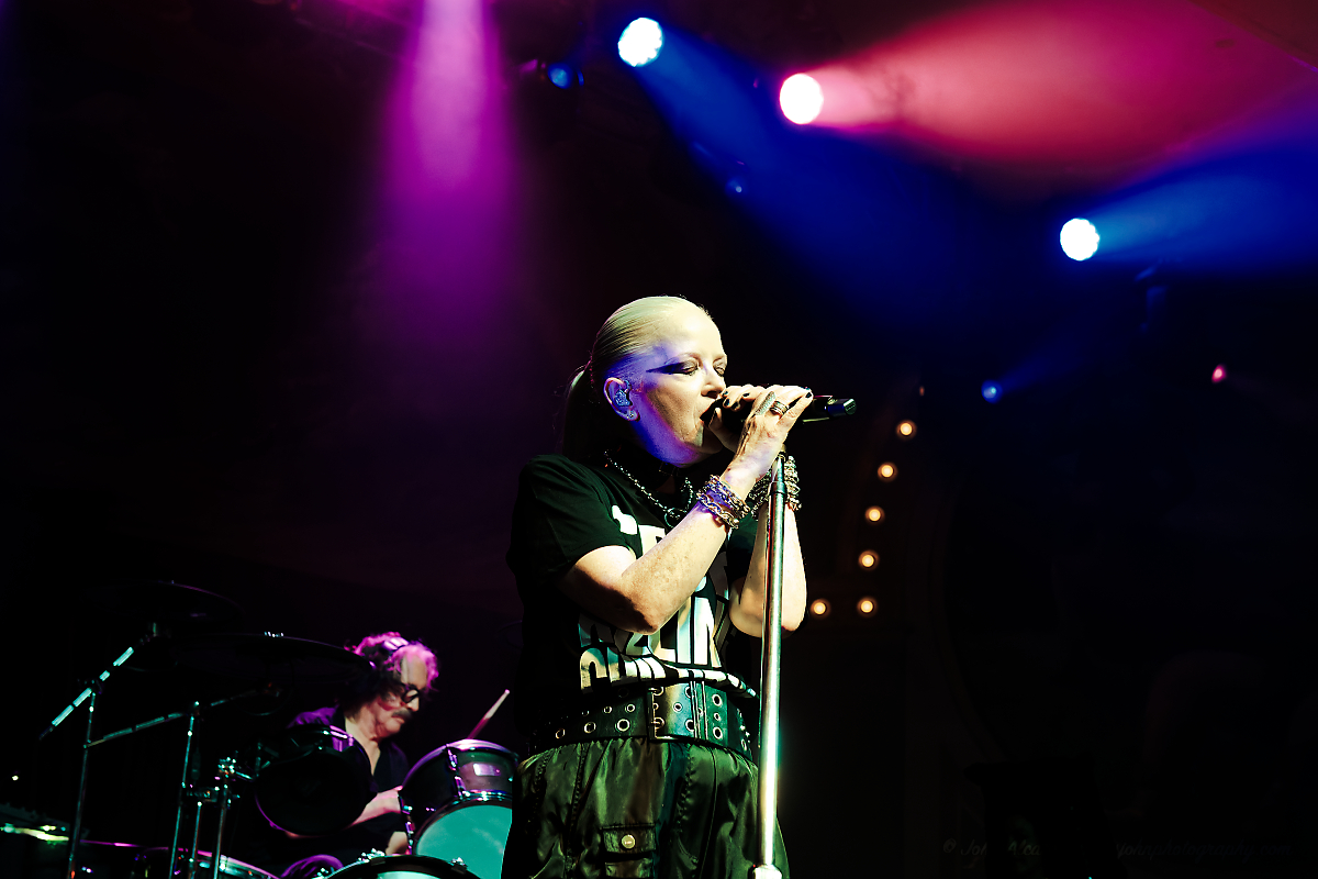 Garbage, Crystal Ballroom, photo by John Alcala