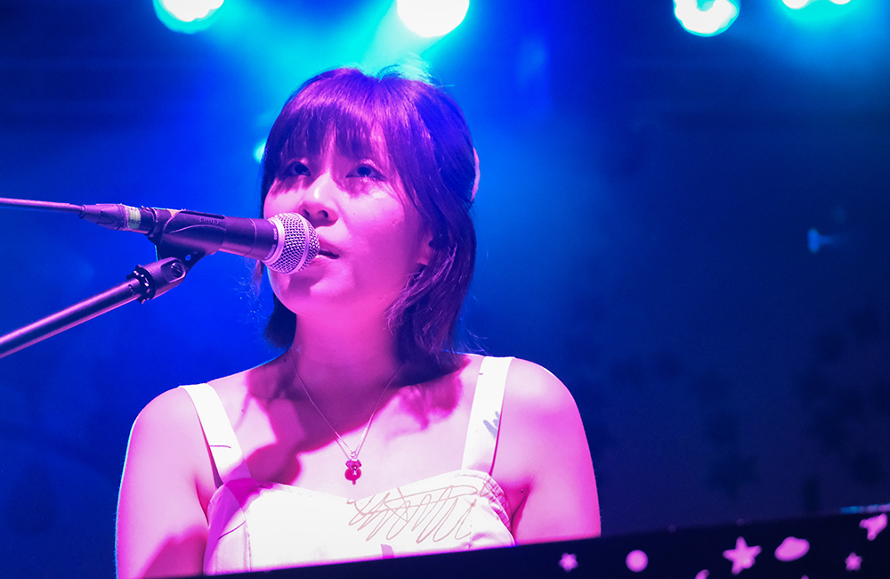 Phoebe Rings, Crystal Ballroom, photo by Joe Duquette