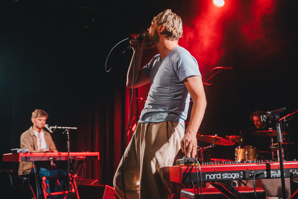 Yellow Days, Wonder Ballroom, photo by Blake Sourisseau