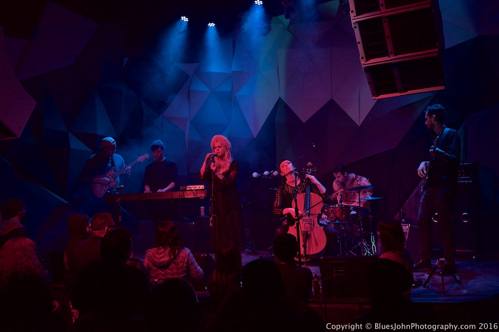 Thanks, Holocene, photo by John Alcala