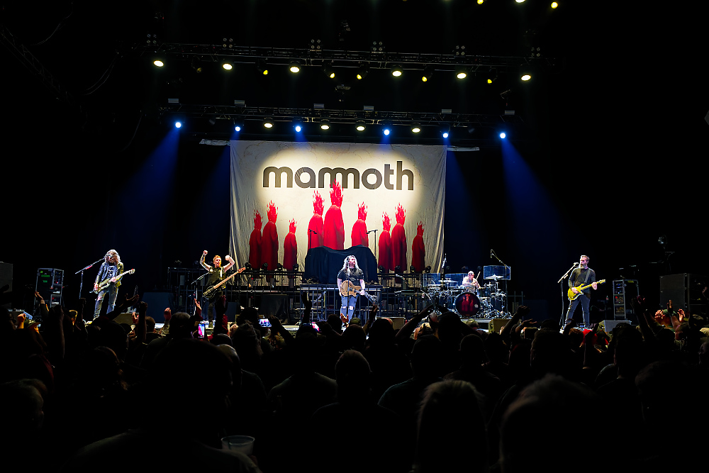 Mammoth, Theater of the Clouds, photo by John Alcala