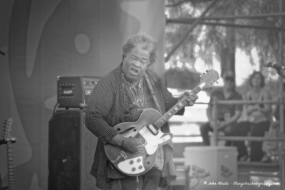 True Loves, Tom McCall Waterfront Park, photo by John Alcala