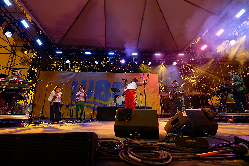 Durand Jones & The Indications, Tom McCall Waterfront Park, photo by John Alcala