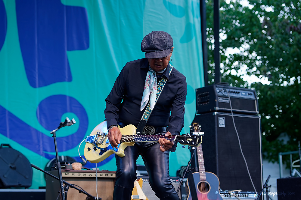 Alejandro Escovedo, Tom McCall Waterfront Park, photo by John Alcala