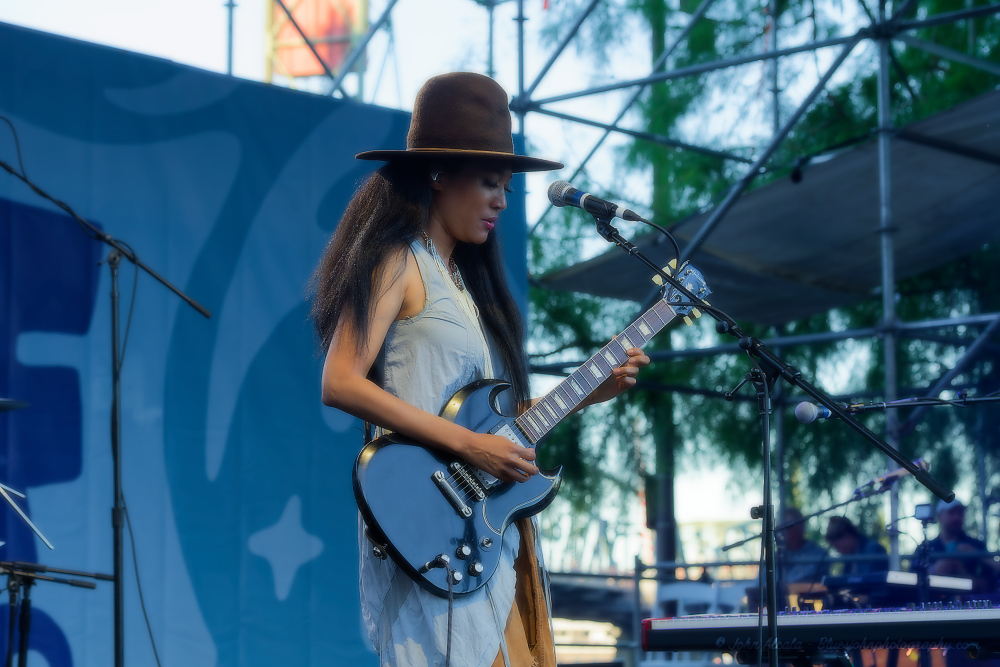 Judith Hill, Tom McCall Waterfront Park, photo by John Alcala