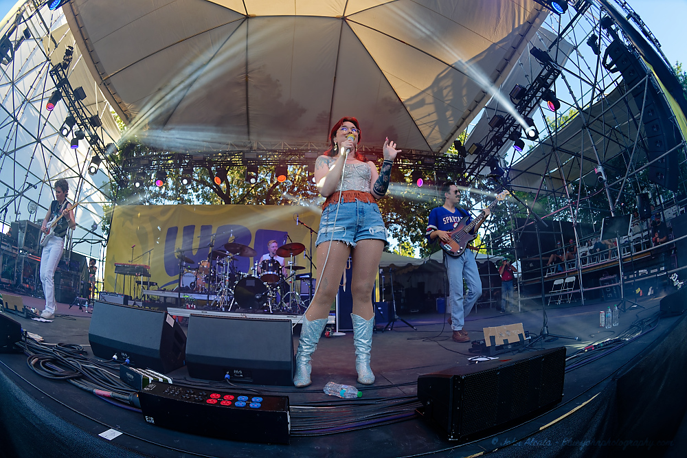 Glitterfox, Tom McCall Waterfront Park, photo by John Alcala