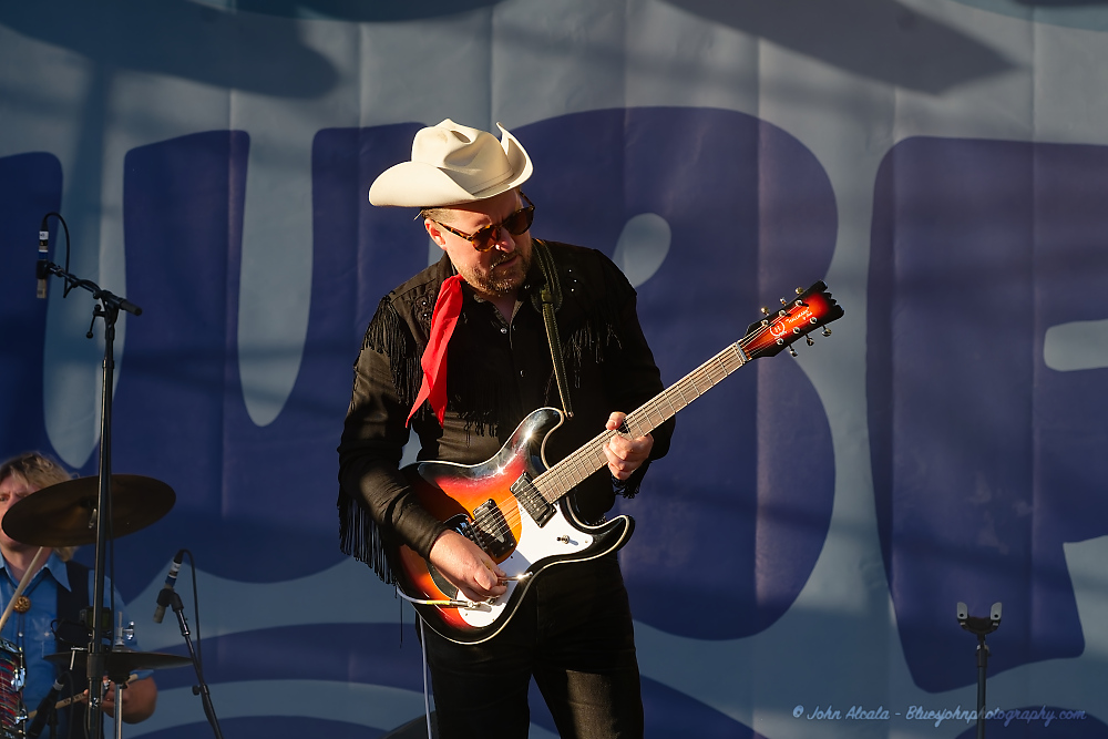 Jenny Don't & The Spurs, Tom McCall Waterfront Park, photo by John Alcala